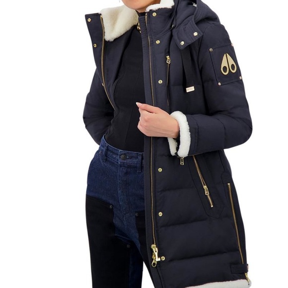 Navy blue with golden details - Picture 4 of 5